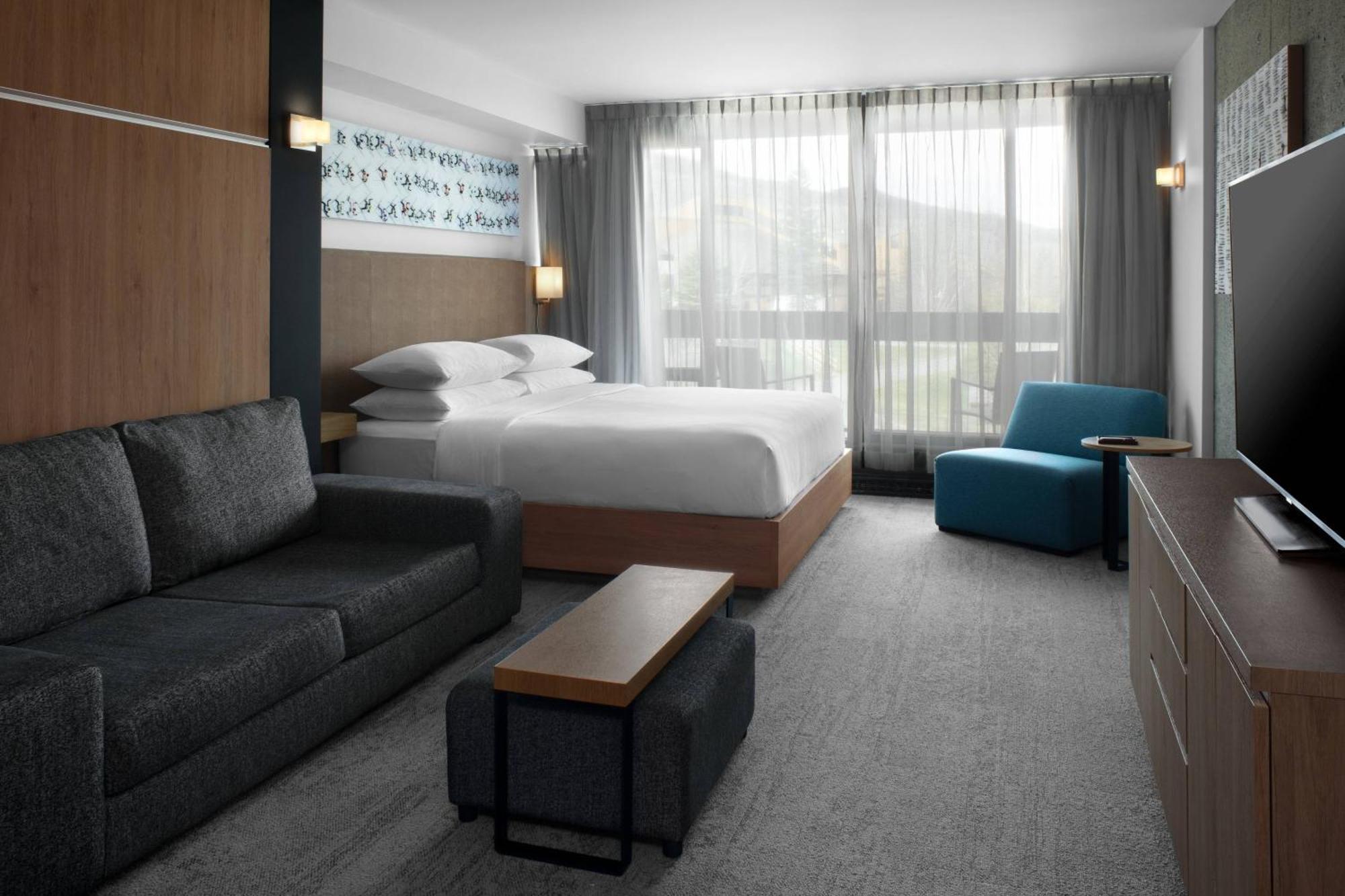Delta Hotels By Marriott Mont Sainte-Anne, Resort & Convention Center Beaupre Exterior photo