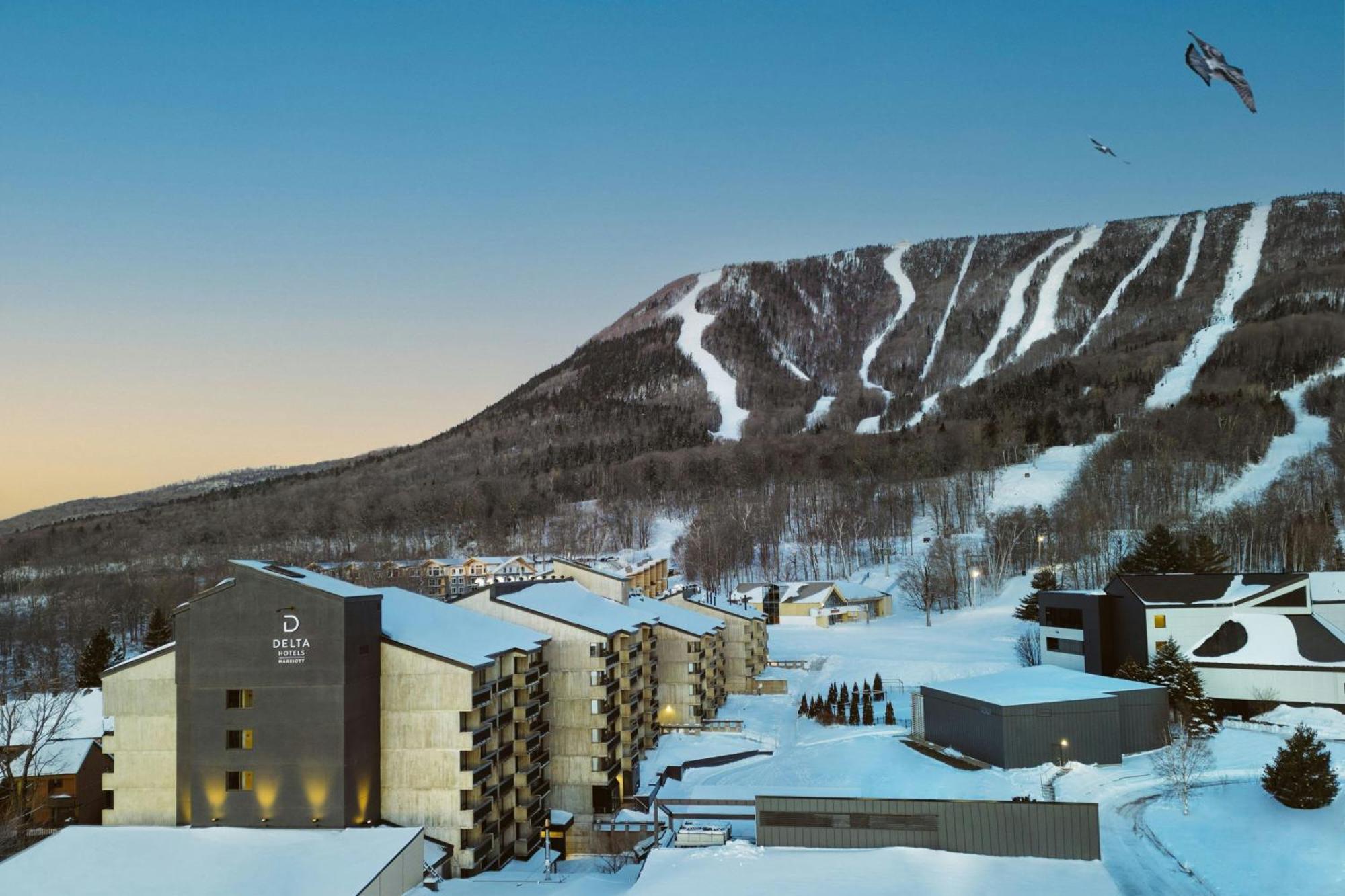 Delta Hotels By Marriott Mont Sainte-Anne, Resort & Convention Center Beaupre Exterior photo